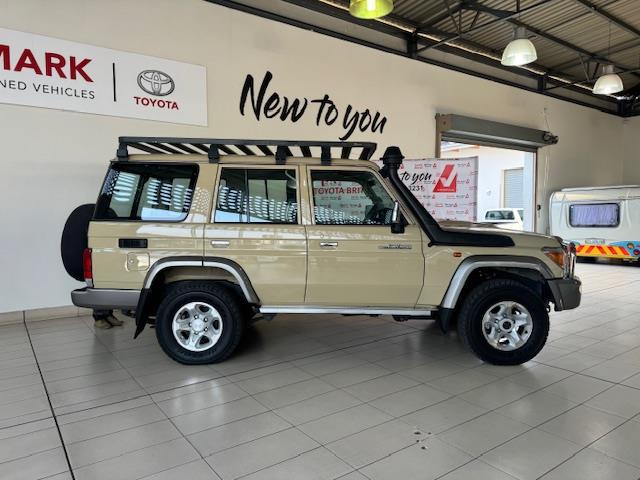 2023 Toyota Land Cruiser 76 4.5 D4D LX V8 Station Wagon