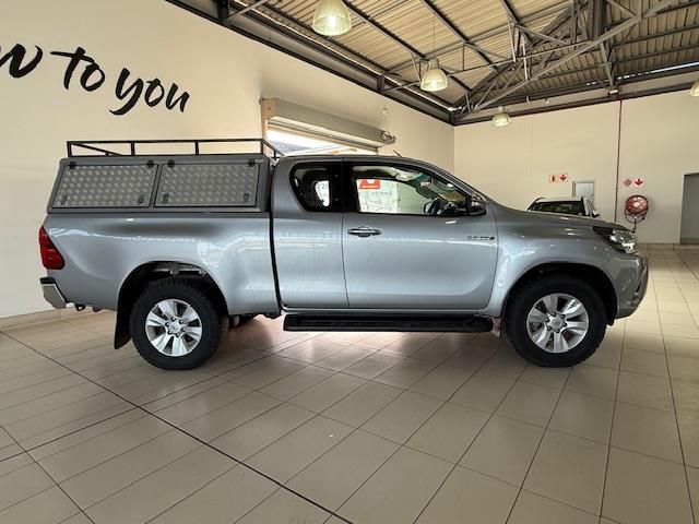 2017 Toyota Hilux 2.8GD-6 Xtra cab 4×4 Raider