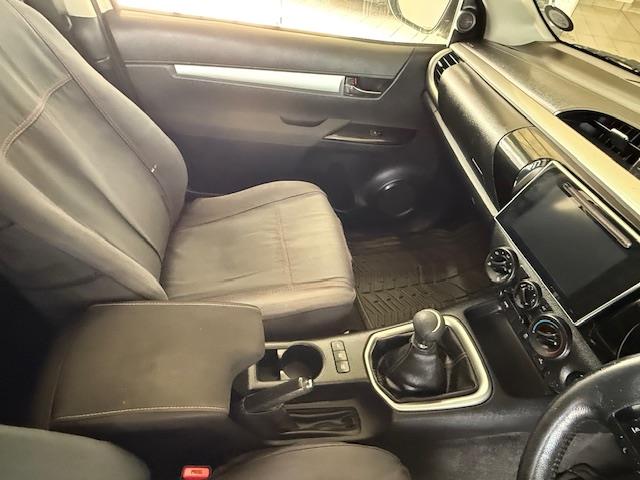 2017 Toyota Hilux 2.8GD-6 Xtra cab 4×4 Raider