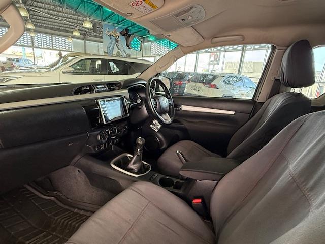 2017 Toyota Hilux 2.8GD-6 Xtra cab 4×4 Raider