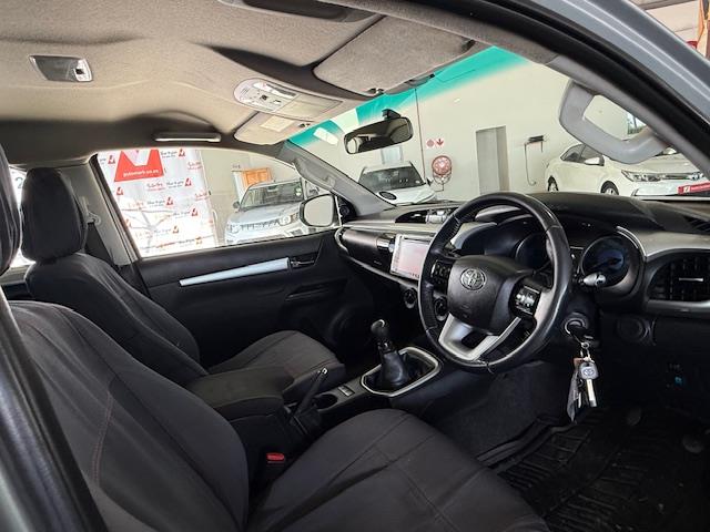 2017 Toyota Hilux 2.8GD-6 Xtra cab 4×4 Raider