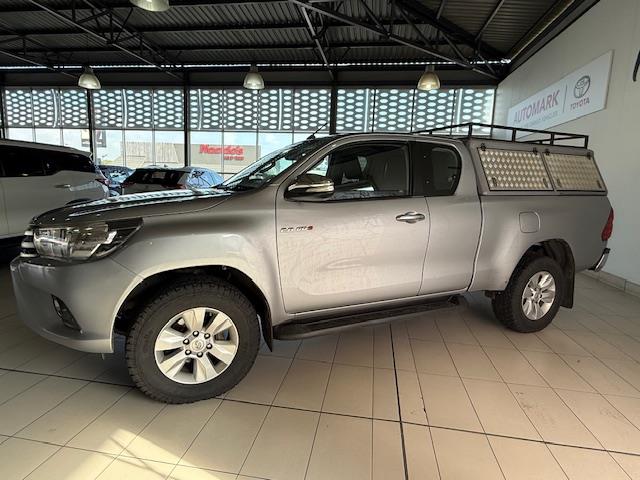 2017 Toyota Hilux 2.8GD-6 Xtra cab 4×4 Raider