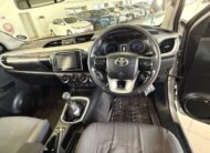 2017 Toyota Hilux 2.8GD-6 Xtra cab 4×4 Raider