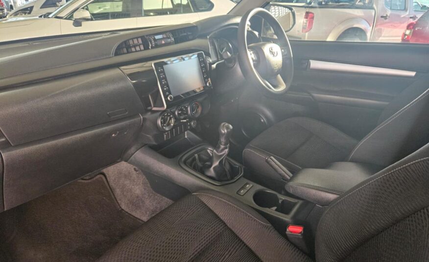 2023 Toyota Hilux 2.4GD-6 Xtra Cab Raider