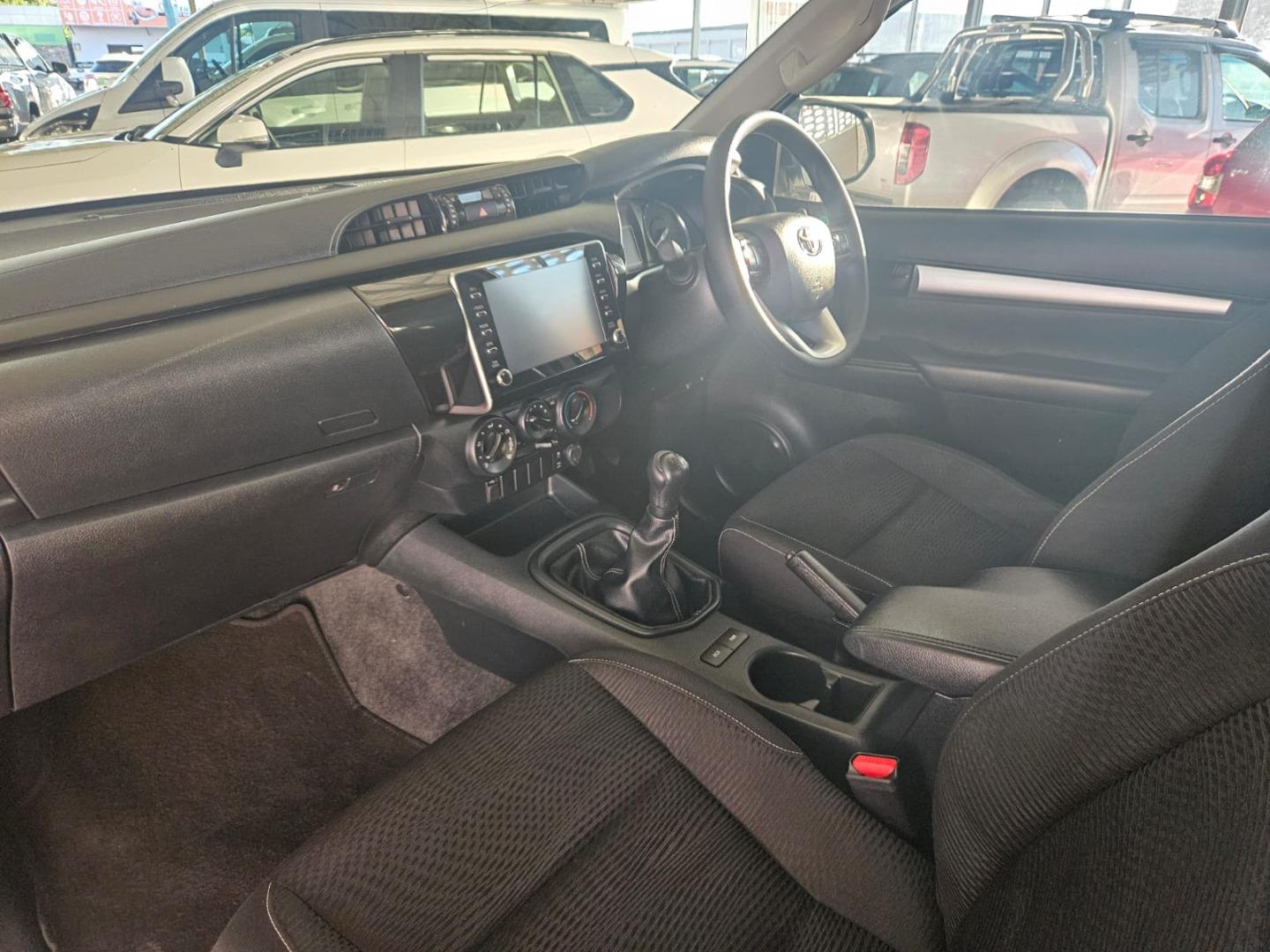 2023 Toyota Hilux 2.4GD-6 Xtra Cab Raider