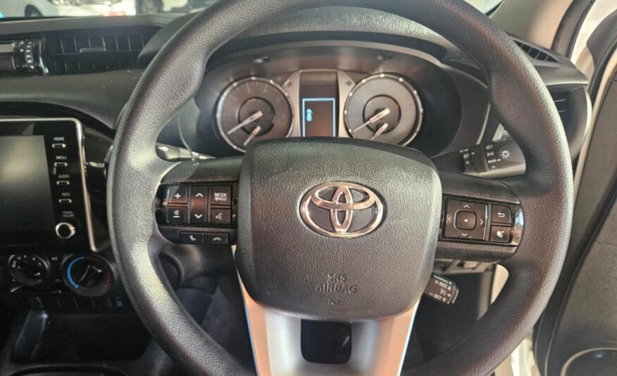2023 Toyota Hilux 2.4GD-6 Xtra Cab Raider