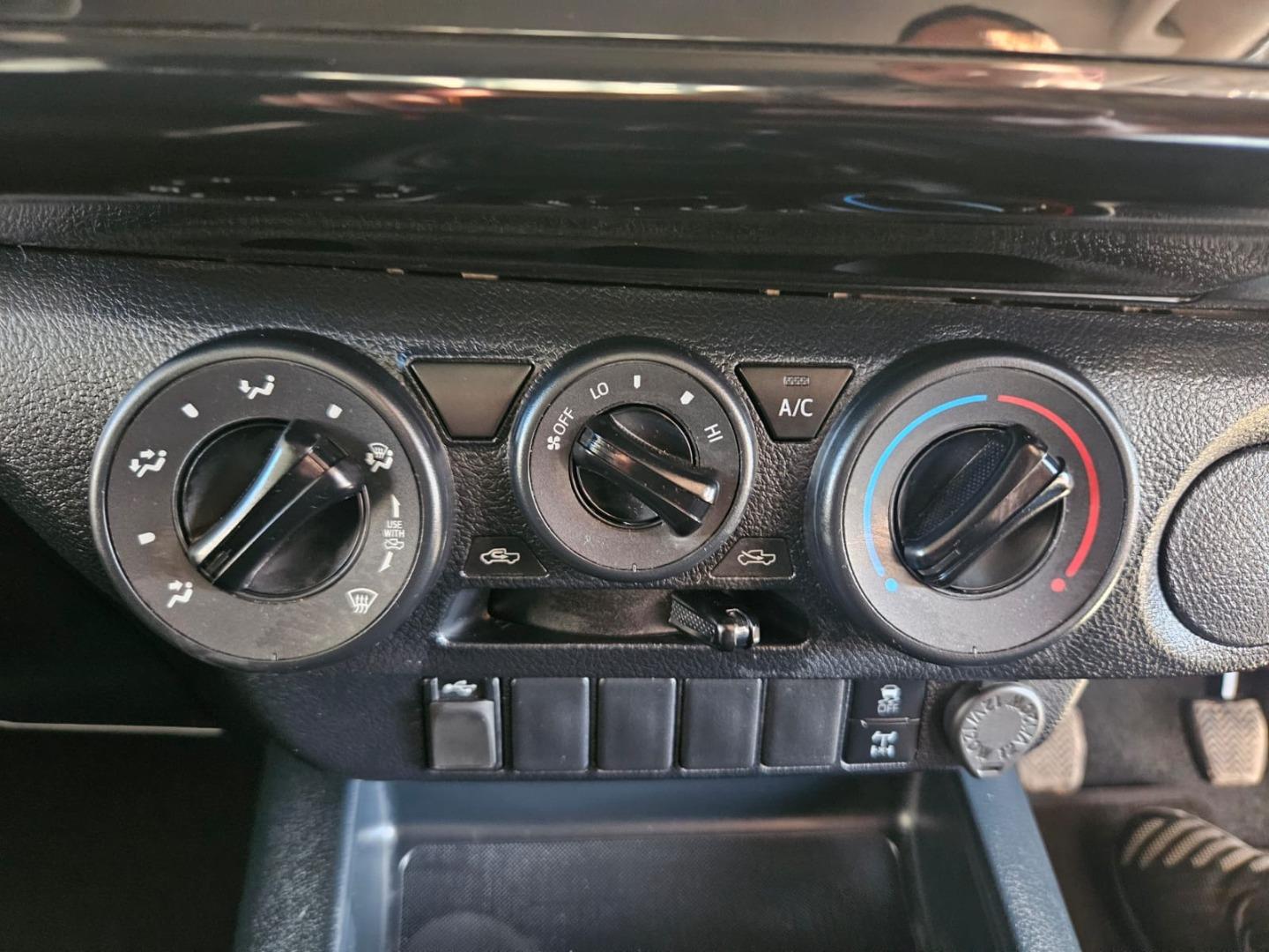 2023 Toyota Hilux 2.4GD-6 Xtra Cab Raider