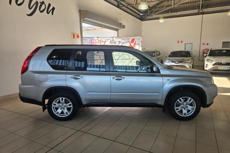 2010 Nissan X Trail 2.5 4×4 SE