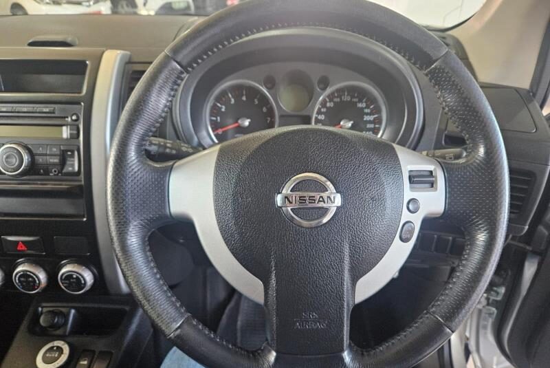 2010 Nissan X Trail 2.5 4×4 SE