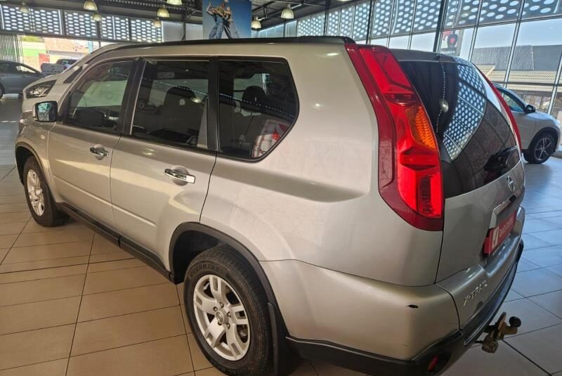 2010 Nissan X Trail 2.5 4×4 SE