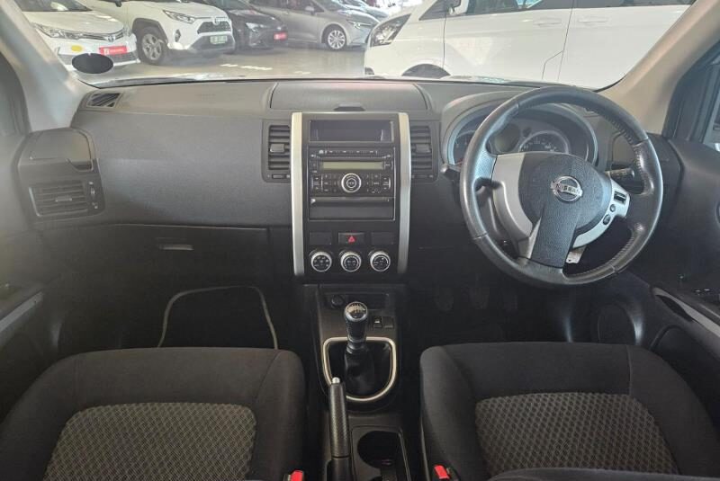 2010 Nissan X Trail 2.5 4×4 SE