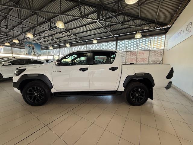 2023 Toyota Hilux 2.8GD-6 Double Cab Legend Auto