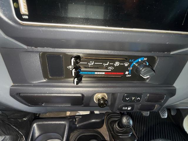 2017 Toyota Land Cruiser 79 4.5D-4D LX V8