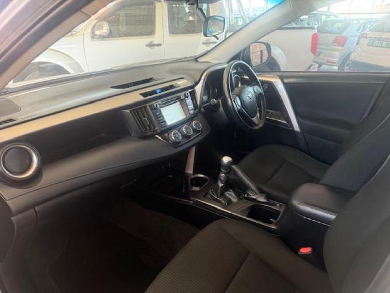 2017 Toyota RAV4 2.2D-4D AWD GX