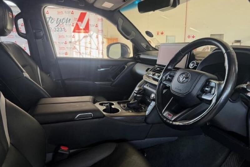 2023 Toyota Land Cruiser 300 3.3D GR Sport