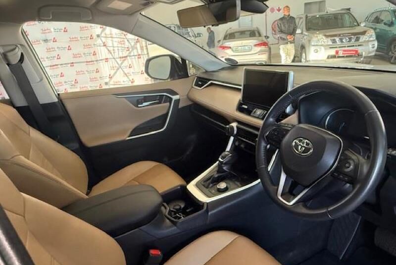 2024 Toyota RAV4 2.5 Hybrid VX E-Four
