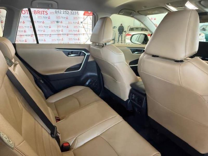 2024 Toyota RAV4 2.5 Hybrid VX E-Four