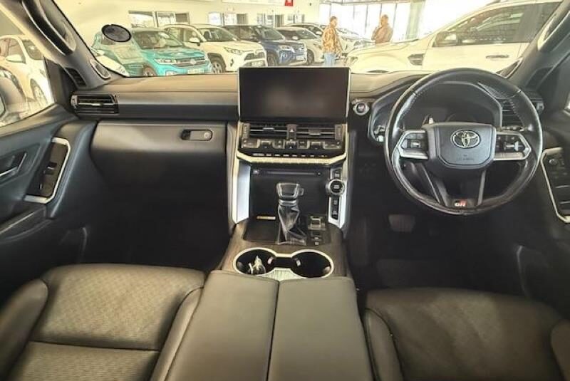 2023 Toyota Land Cruiser 300 3.3D GR Sport