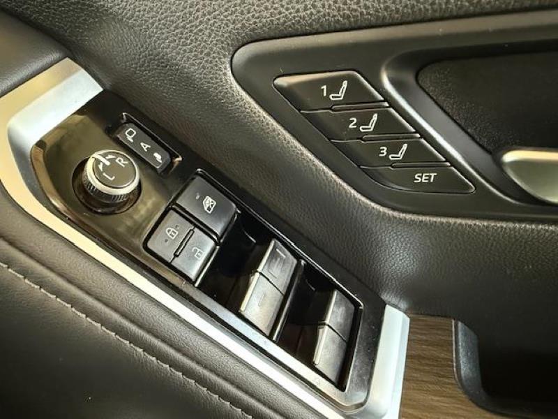 2023 Toyota Land Cruiser 300 3.3D GR Sport