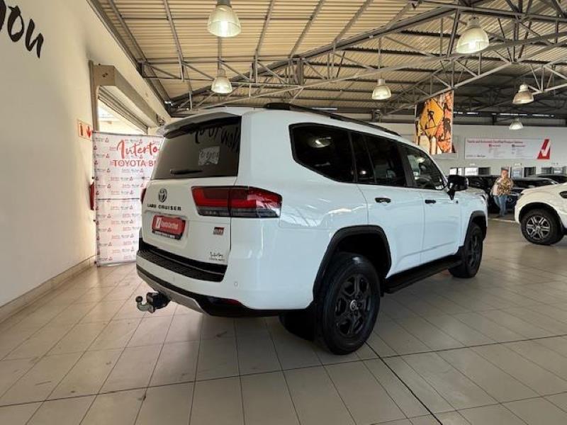 2023 Toyota Land Cruiser 300 3.3D GR Sport