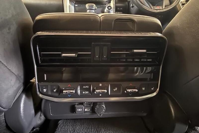 2023 Toyota Land Cruiser 300 3.3D GR Sport