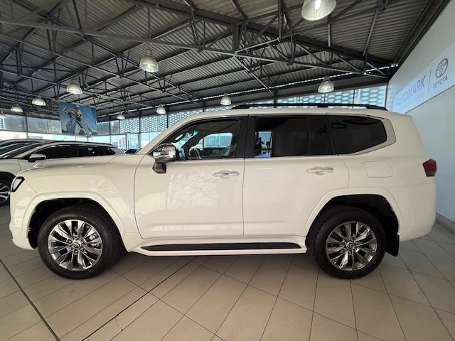 2021 Toyota Land Cruiser 300 3.5T ZX