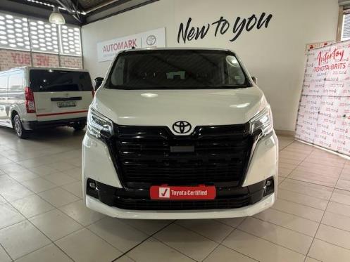 2020 Toyota Quantum 2.8 LWB bus 9-seater VX Premium