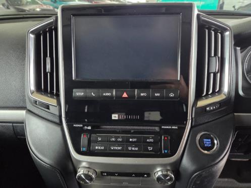 2021 Toyota Land Cruiser 200 4.5D-4D V8 VX-R