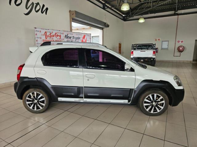 Toyota Etios Cross