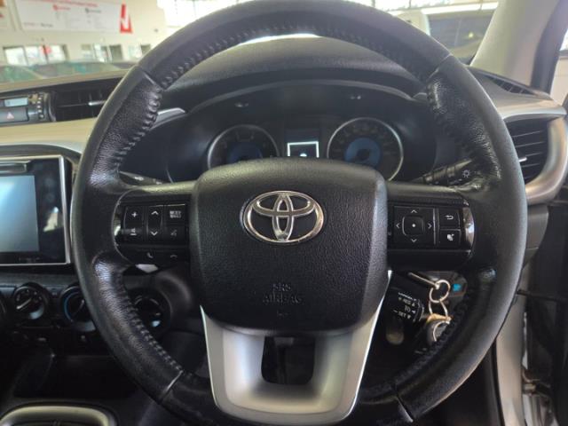 2017 Toyota Hilux 2.8GD-6 Xtra cab 4×4 Raider