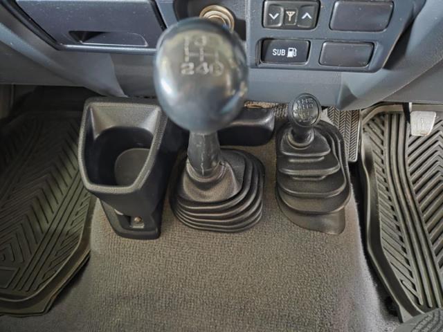 2018 Toyota Land Cruiser 79 4.5D-4D LX V8