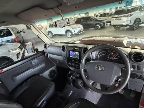 2022 Toyota Land Cruiser 79 Land Cruiser 79 4.5D-4D LX V8