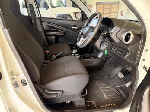 2025 Toyota Vitz 1.0 XR Auto