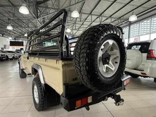 2022 Toyota Land Cruiser 79 4.5D-4D LX V8