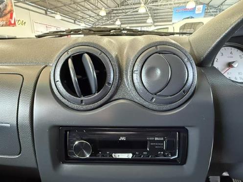 2022 Nissan NP200 1.6i (Aircon) Safety Pack